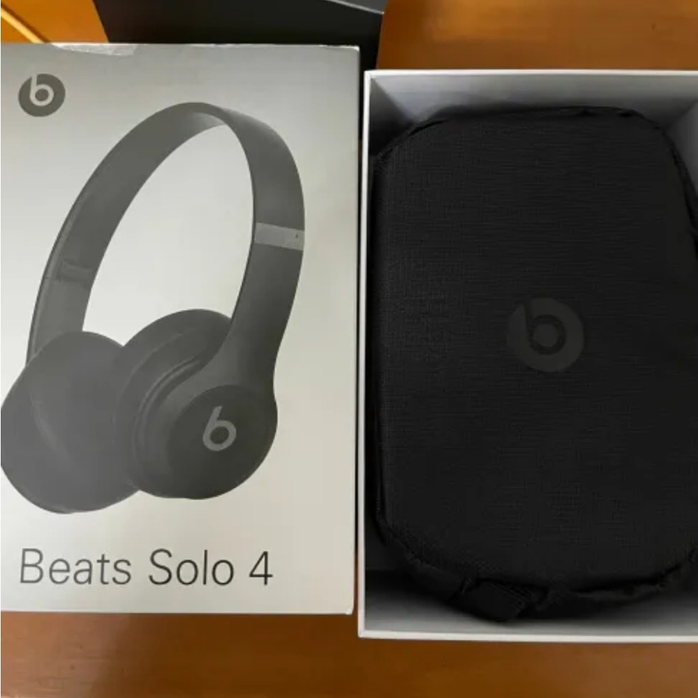 Black Beats Solo 4